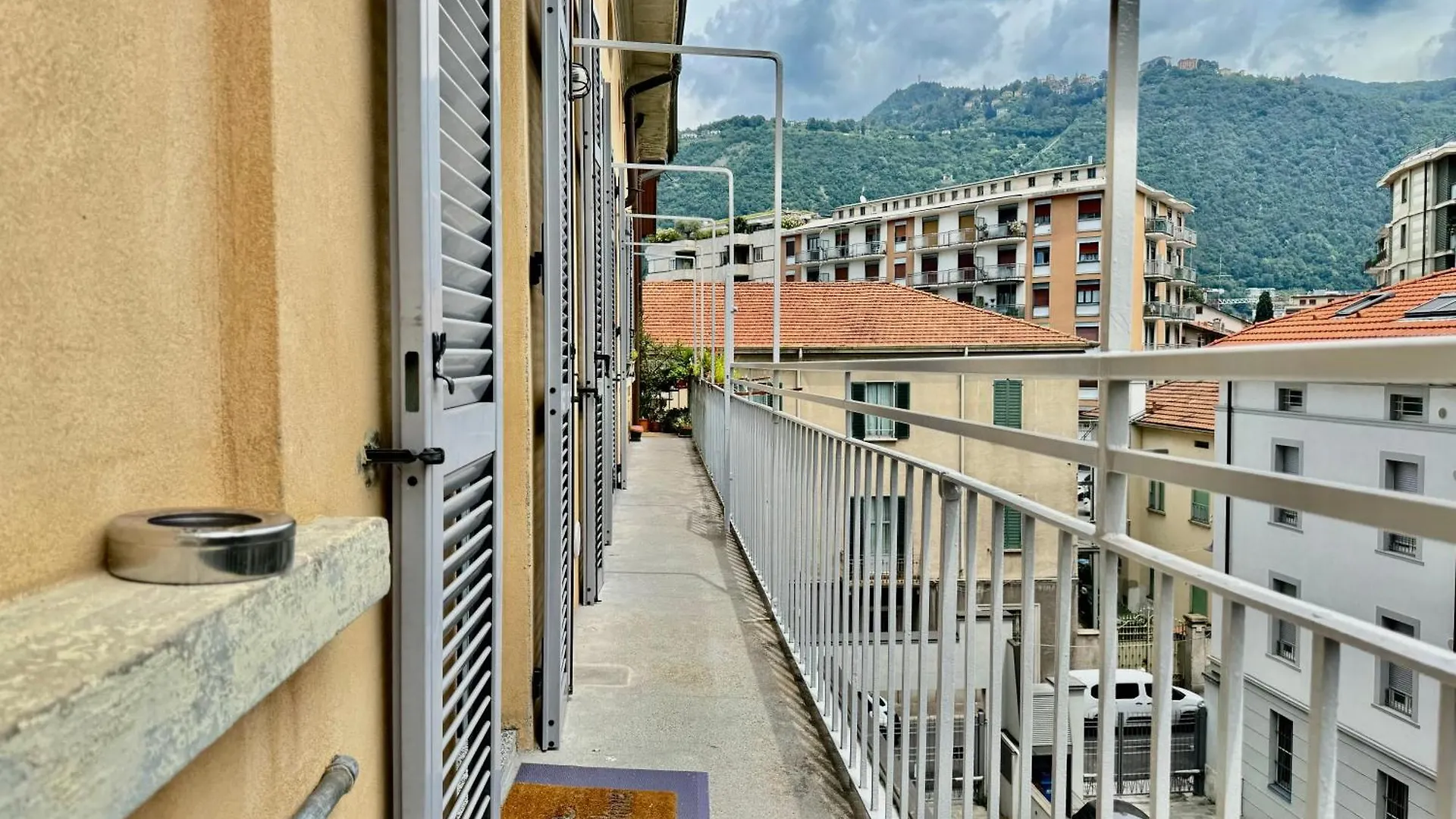 Como Lake 2Bd Near The Station Italy