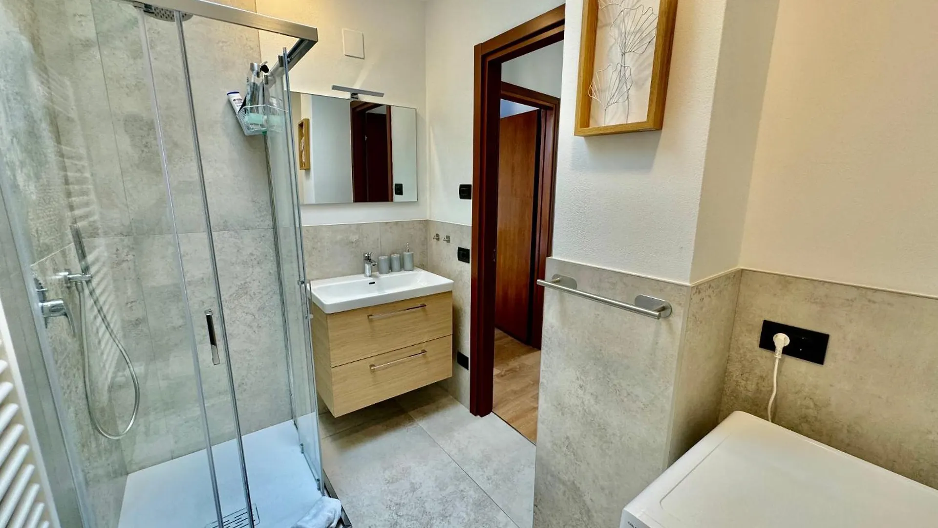 Como Lake 2Bd Near The Station Apartment